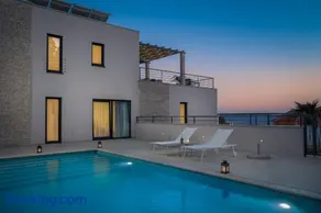 Luxury Villa Lucice View - Image 5