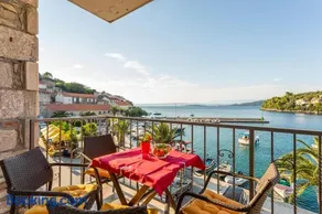 Divna Apartments and Rooms - Image 3