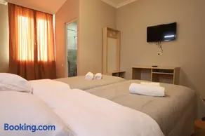 Hotel Hollywood - Image 2
