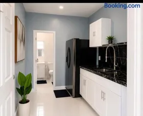 Modern Private Studio Near the Florida Keys - Image 2