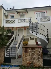 Apartment Efi - Image 1