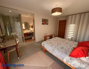 Relais de La Brande - Image 1