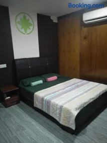 CEMPAKA CHALETS TIOMAN - Image 1