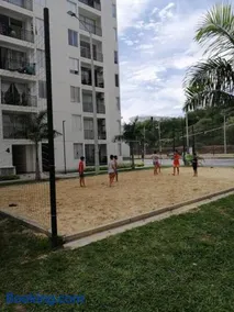 Apartamento vacacional amplio, cómodo y tranquilo. - Image 2