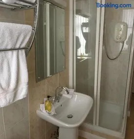 Arkaig Guest House - Image 4