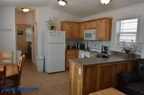Cozy Home by Yellowstone River Confluence - Image 3