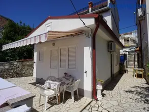 Ana s garden appartment - Image 4