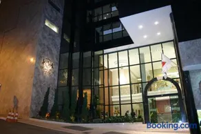 Master Plaza Hotel - Image 2