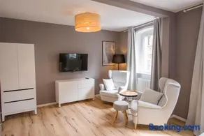 Brombeerhaisel - Image 1