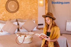 Caravanserai Luxury Desert Tented Camp - Image 3