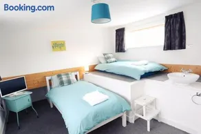 Southville Guest House - Image 2