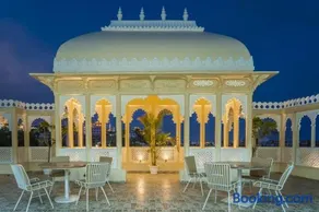 Tripli Regalia Mayur Palace - Image 2