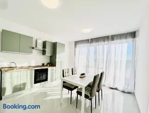 SUNSHINE SUITS - BRAND NEW APARTMENTS - Image 3