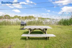 Dockside 2BR - Marina - Dining - Charter Access Unit A - Image 2