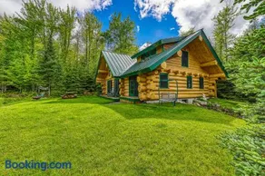 Eaglet Log Home - Image 1