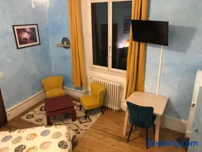 Grande Chambre tout confort centre-ville - Image 1
