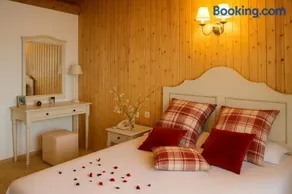 Aithra Boutique Suites - Image 2