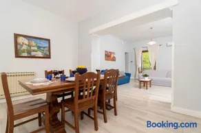 Celentano House, Immersed in the authentic setting of Vico Equense! - Image 3