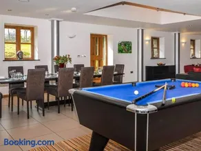 5 Bed in Okehampton oc-73264 - Image 1