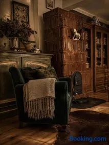 Bohemian Chalet - Image 2