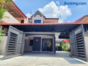 IPOH Rainbow Blissful Villa, Persiaran Halaman Ampang Ipoh - Image 1