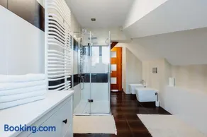 Atticus Apartments - Image 4