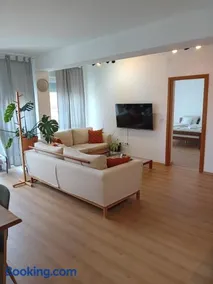 Apartman Zagreb , with balcony and FREE parking - Image 2