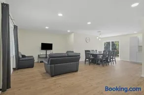 Galax 5br Home Near Blue Ridge - Sleeps 6 5 Bedroom Home - Image 2