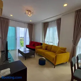 Santubong Suites B Just Like Home Damai - Image 2
