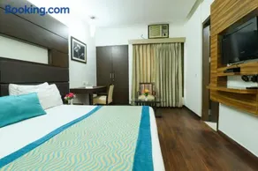 Stunning Studio Apt Gurgaon Close to MG Road Metro - Image 4