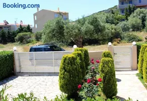Helen's Sounio Apartments - Image 4