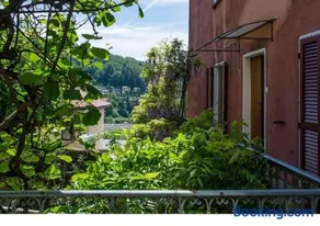 WISTERIA HOUSE - Image 2