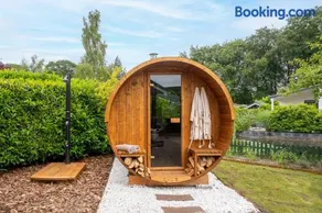 Hotel chique tiny wellness hottub & sauna - Image 2