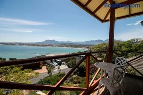 Le Gaulois Luxury Apartments, sleeps 2, Sea Views - Image 2