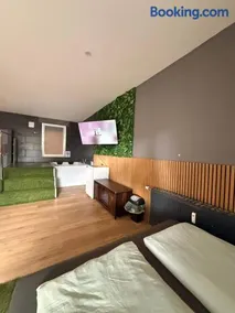 Wohnung Private-SPA Whirlpool, Dusche, Smart TV, Doppelbett - Image 4