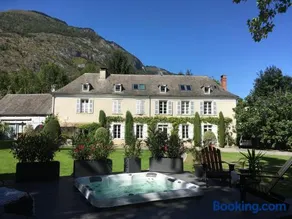 Lodge ou Gîte de caractére avec jaccuzi spa piscine - Image 2