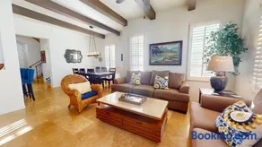 LV316 Spacious LV Townhome Close to LQ Resort - Image 4