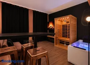 Appartements Troyes - Balnéo et Sauna privatifs - Image 1