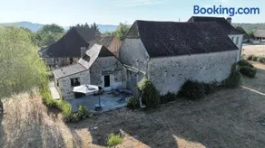 Gîte la Tanière classé 3 étoiles avec terrasse et piscine - Image 2