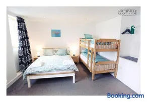 Southville Guest House - Image 5