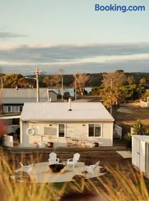 Shack In The Dunes - Image 4