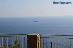 Sea View Stone Residence - Image 3