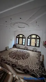 Beigh Gest home - Image 2