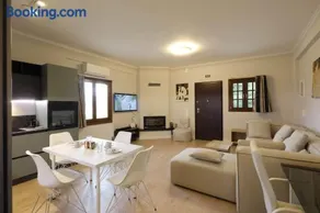 Avlos Luxury Home-NEW! 5 Min to Ctr - Image 1