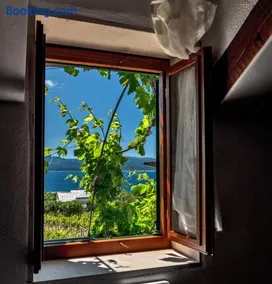 Holiday Home Vineyard House - Image 3