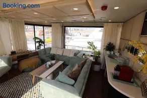 Butinah Charters Yacht Rental - Image 4