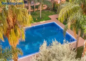 Appartement moderne avec piscine et parking securise - Image 4
