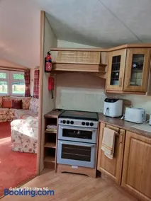 The Duck - Free Fishing, pets welcome - static caravan in Clare, Suffolk - Image 5