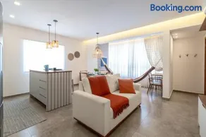 Apto a 350m Praia Cozinha completa Churrasqueira Ar Condicionado Wi-Fi e vaga privativa de garagem Reserve agora mesmo - Image 2