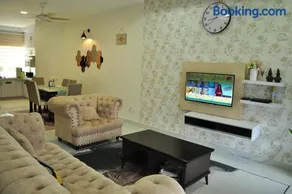 De’ Nuhir Homestay Teluk Senangin - Image 1
